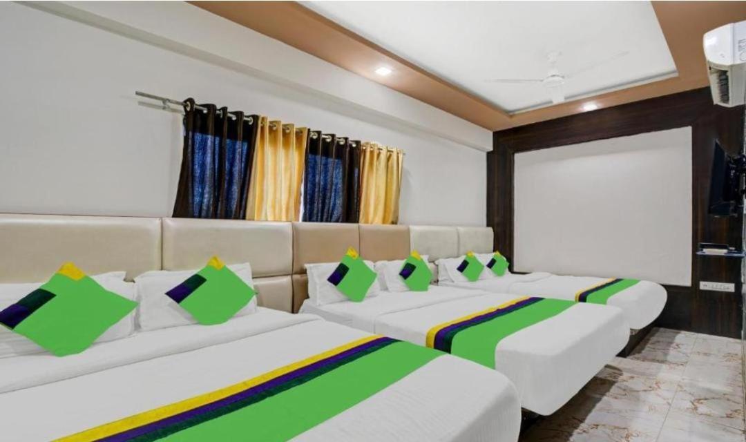 Hotel Dosa Plaza Udaipur Esterno foto